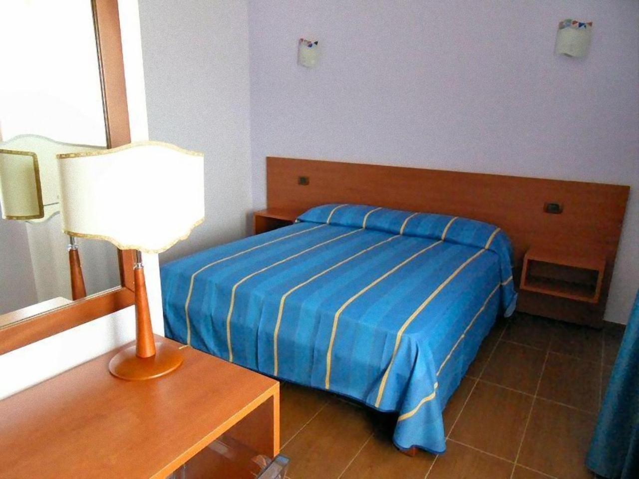 Residence Bandiera Gialla 玛格丽塔萨沃亚 外观 照片