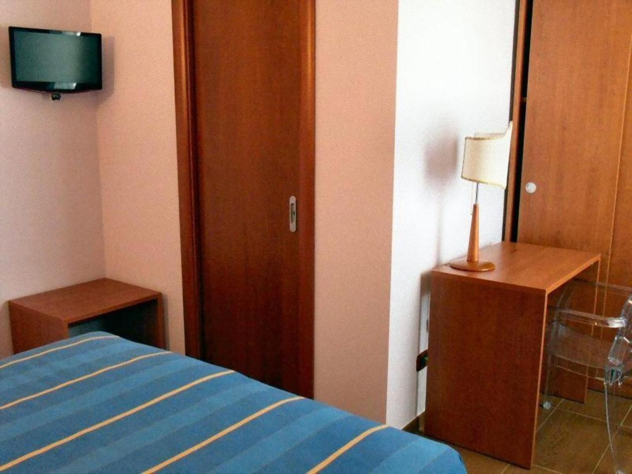 Residence Bandiera Gialla 玛格丽塔萨沃亚 外观 照片
